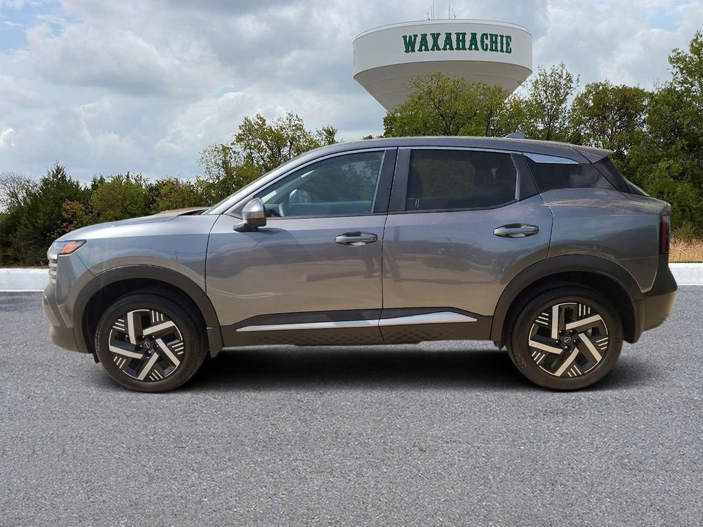 Used 2025 Nissan Kicks SV FWD image 4