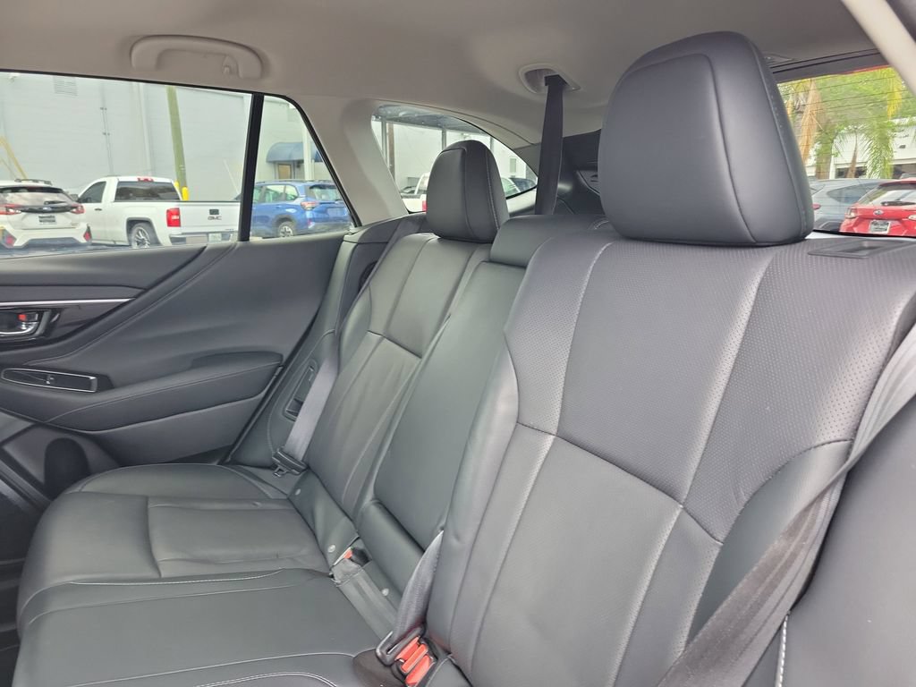 Used 2024 Subaru Outback Limited AWD/4WD image 11
