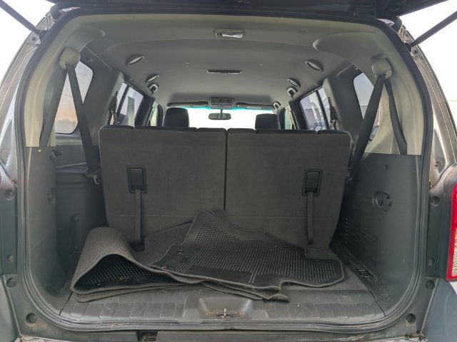 Used 2011 Nissan Pathfinder SV AWD/4WD image 19