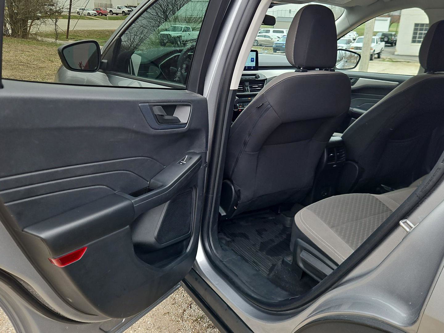 Used 2022 Ford Escape SE w/ Convenience Package image 17