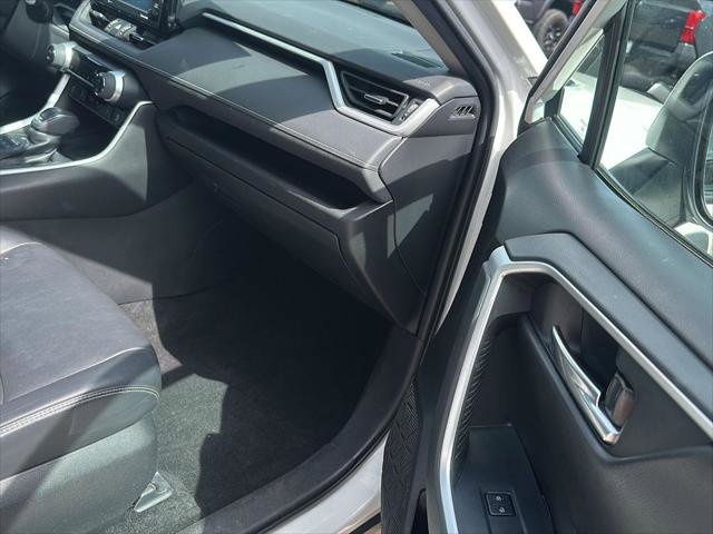 Certified 2022 Toyota RAV4 XLE Premium AWD/4WD image 21