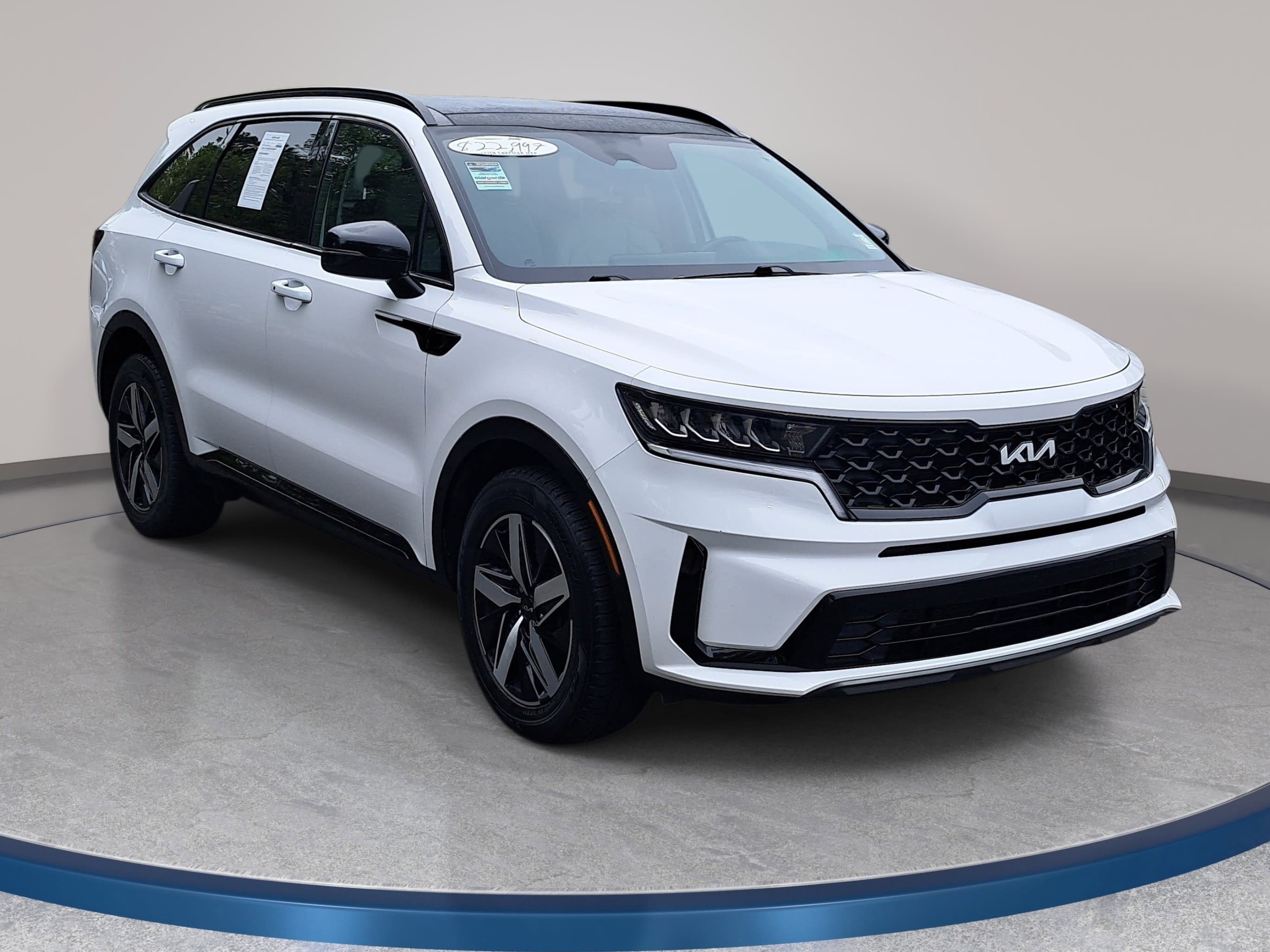 Used 2022 Kia Sorento S w/ Panoramic Sunroof Package FWD image 3