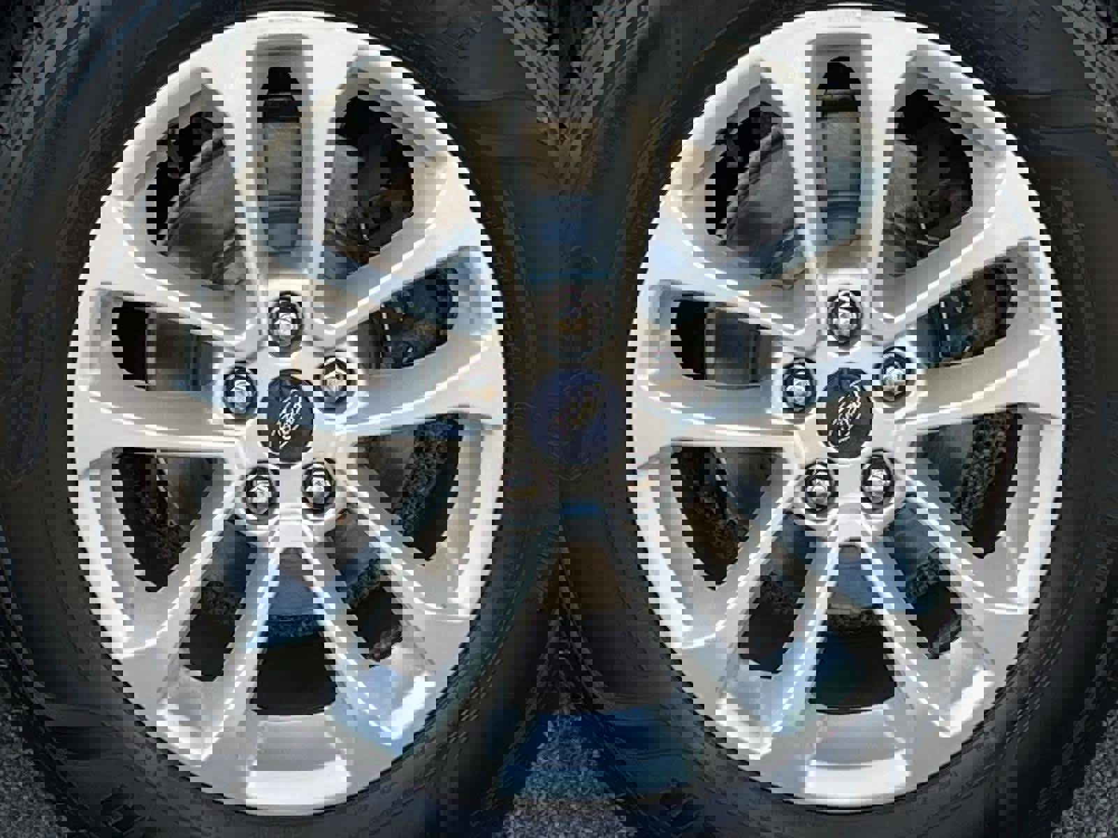 Used 2020 Ford Escape SE image 11