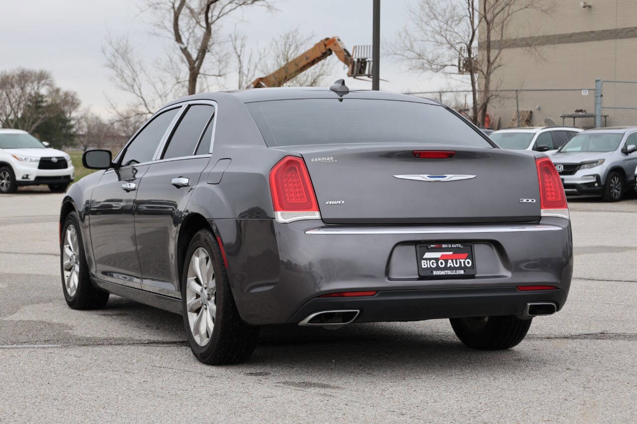 Used 2017 Chrysler 300 Limited w/ Value Package image 11