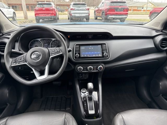 Used 2021 Nissan Kicks S image 20