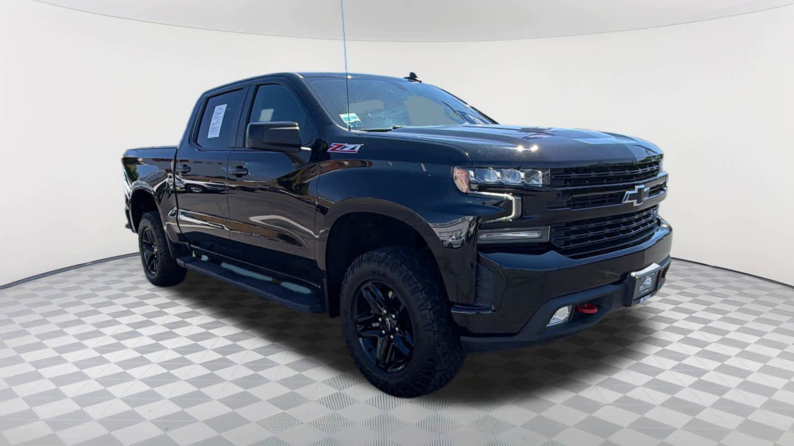 Used 2021 Chevrolet Silverado 1500 LT Trail Boss AWD/4WD image 3