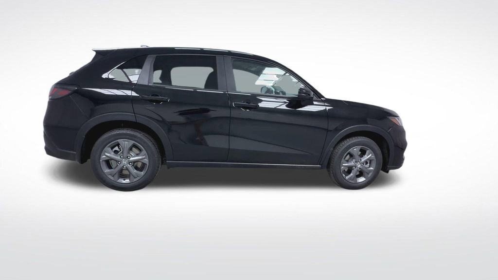 New 2026 Honda HR-V LX image 9