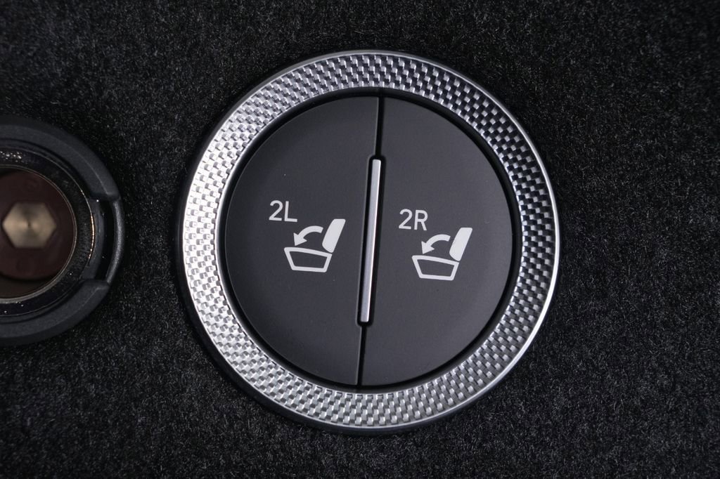 New 2025 Genesis GV80 2.5T Standard image 36