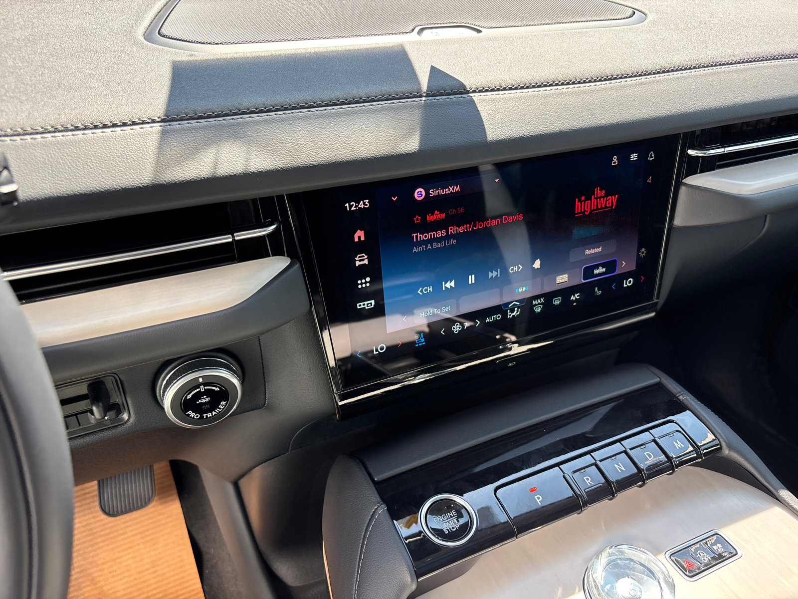 New 2025 Lincoln Navigator Reserve image 21