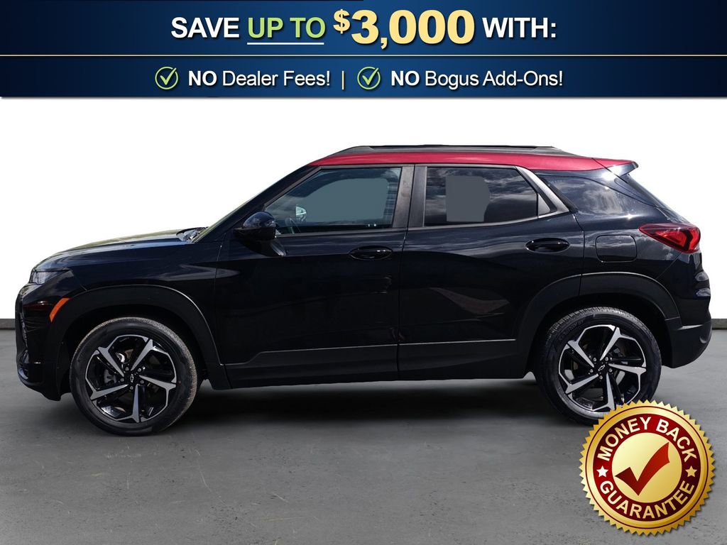 Used 2022 Chevrolet TrailBlazer RS w/ Sun and Liftgate Package image 2