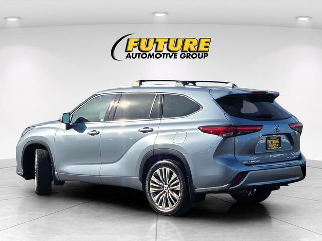Used 2021 Toyota Highlander Platinum AWD/4WD image 7