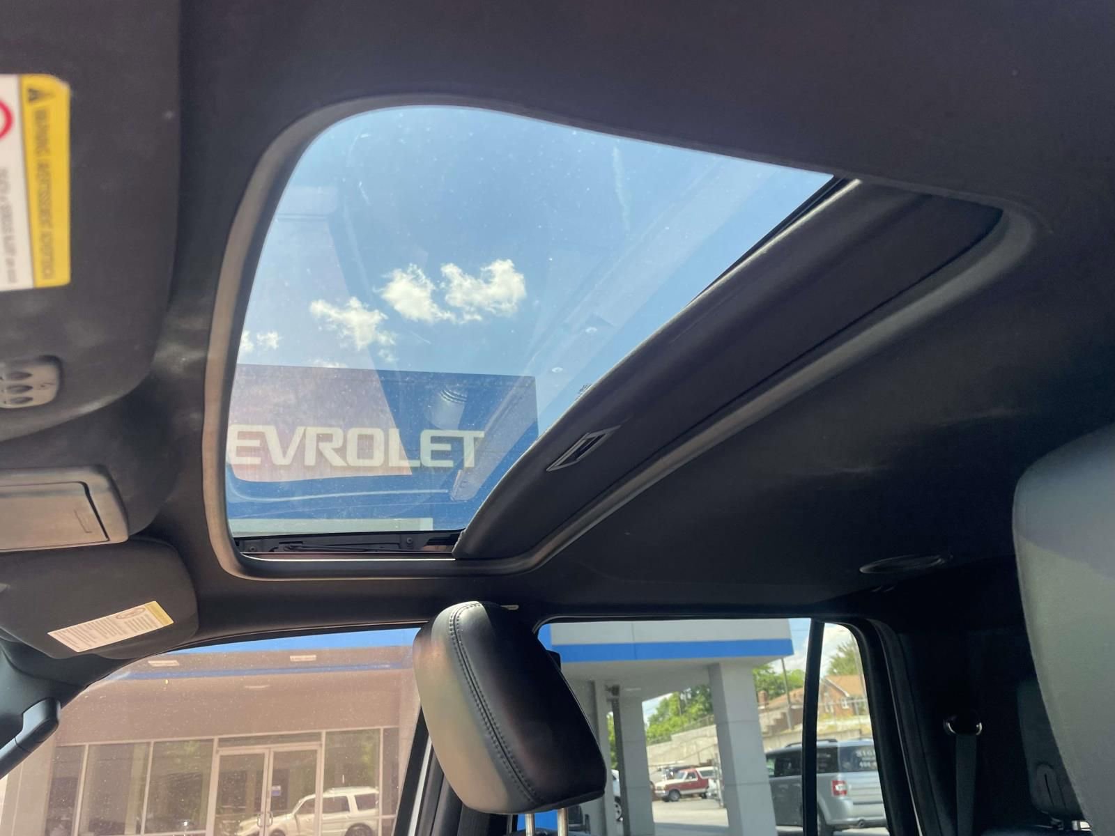 Used 2015 Lincoln Navigator 4WD image 16