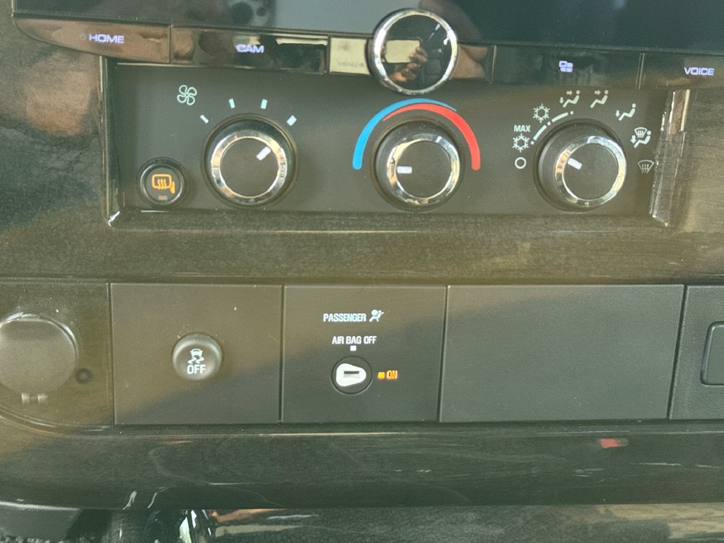 New 2026 Chevrolet Express 2500 Extended w/ Driver Convenience Package RWD image 25