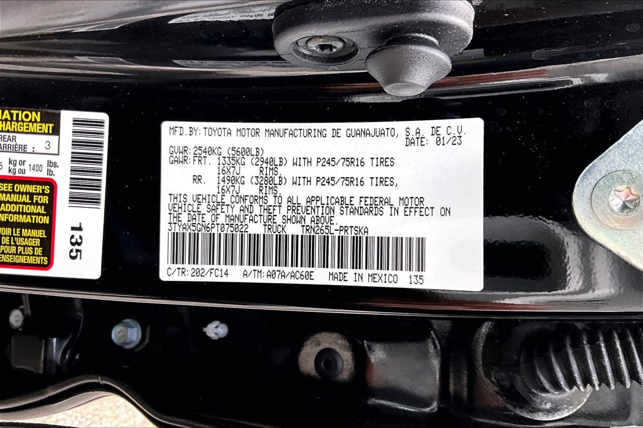 Used 2023 Toyota Tacoma SR5 RWD image 16