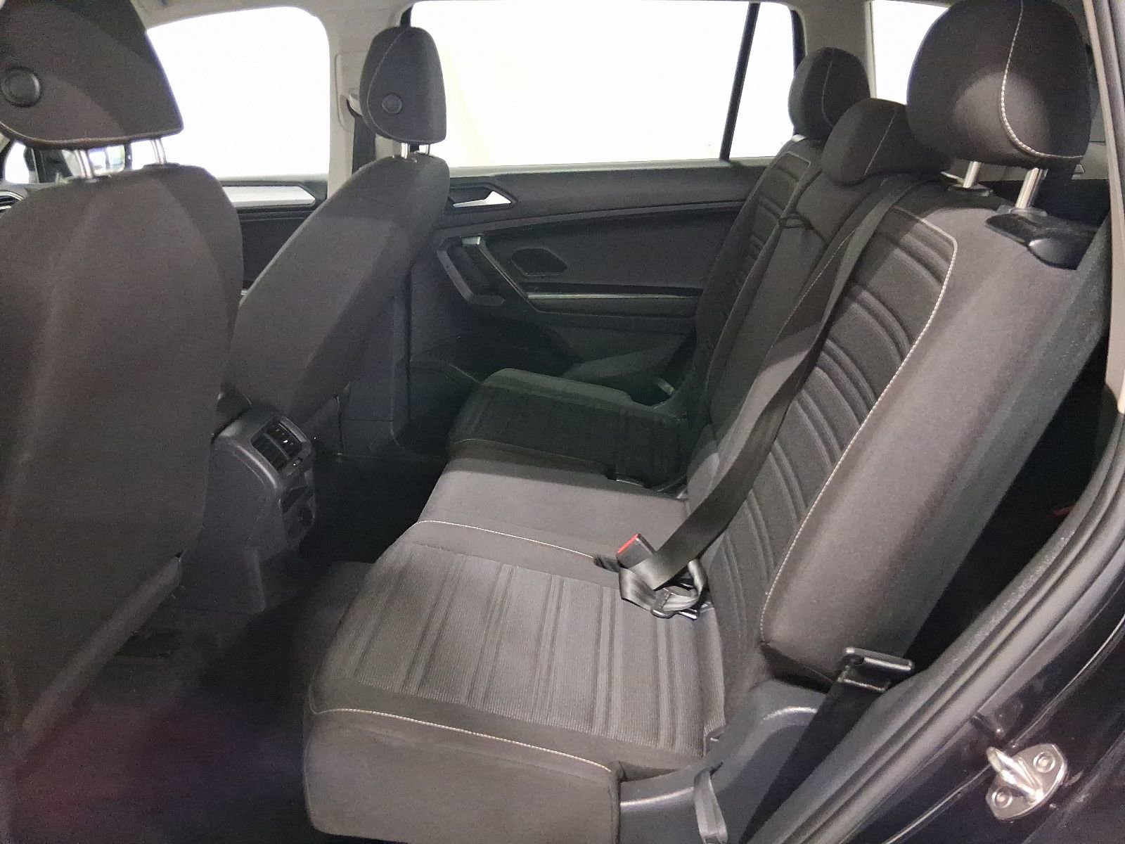 Used 2023 Volkswagen Tiguan S FWD image 15