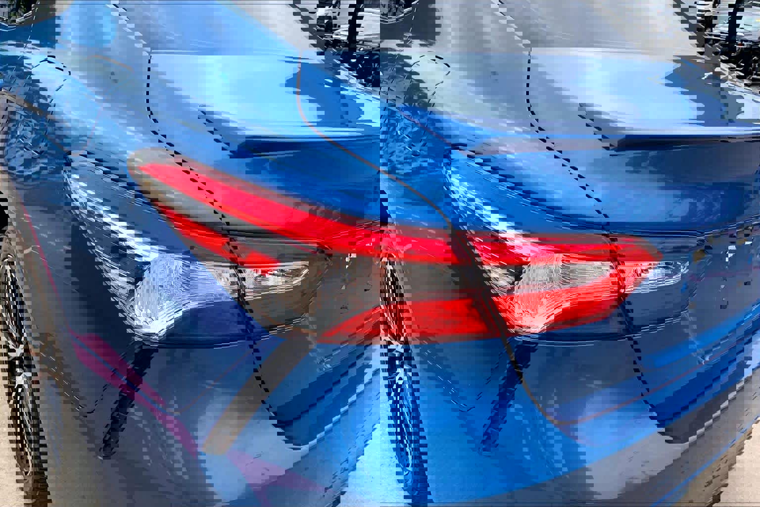 Used 2020 Toyota Camry SE w/ Convenience Package image 25