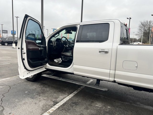Used 2017 Ford F350 Platinum w/ Platinum Ultimate Package image 16