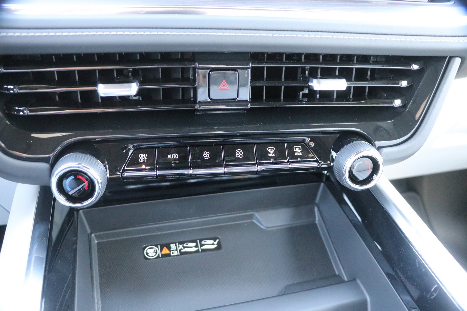 New 2026 Chevrolet Tahoe Premier image 21