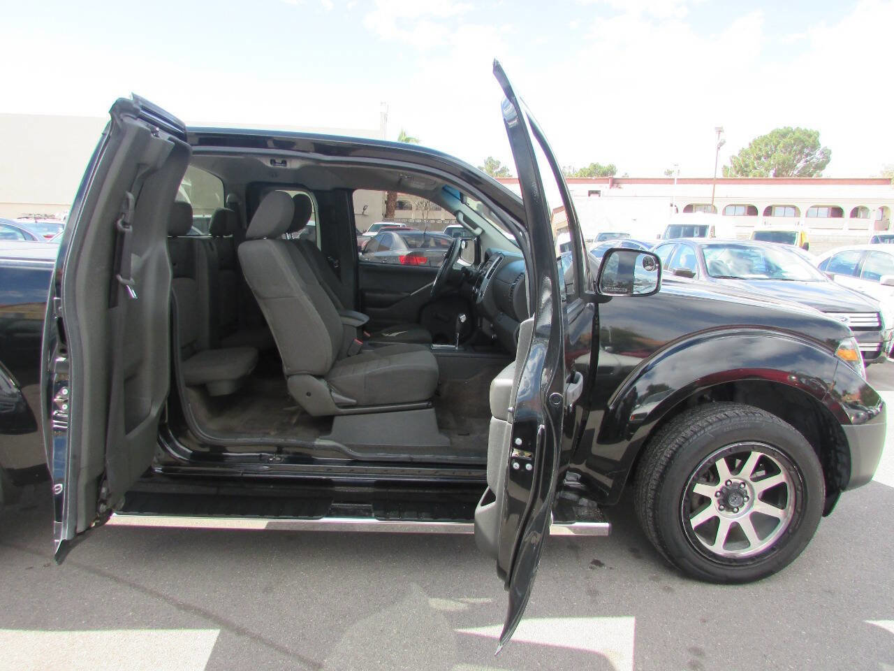 Used 2016 Nissan Frontier S RWD image 15