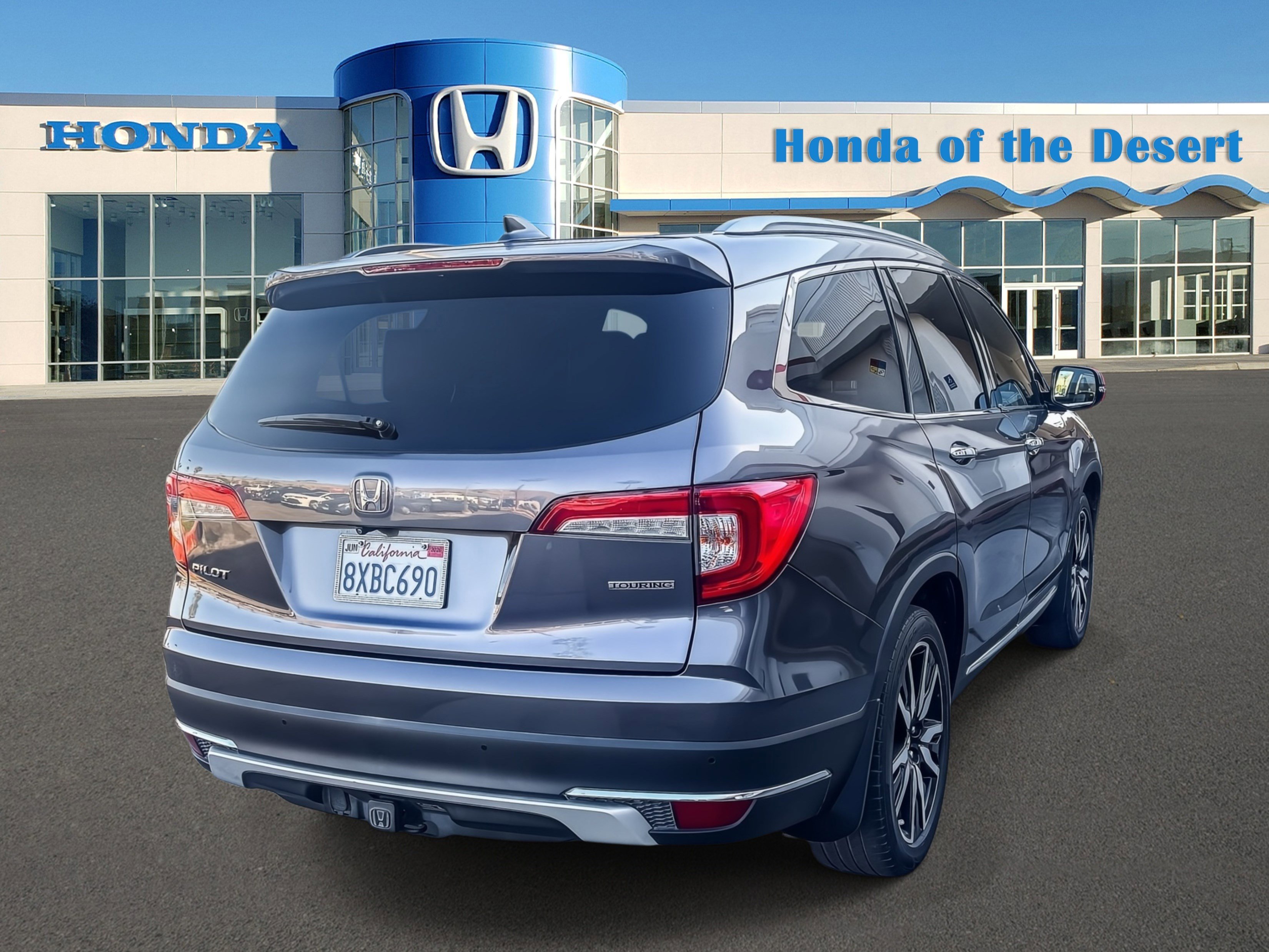 Used 2021 Honda Pilot Touring image 6