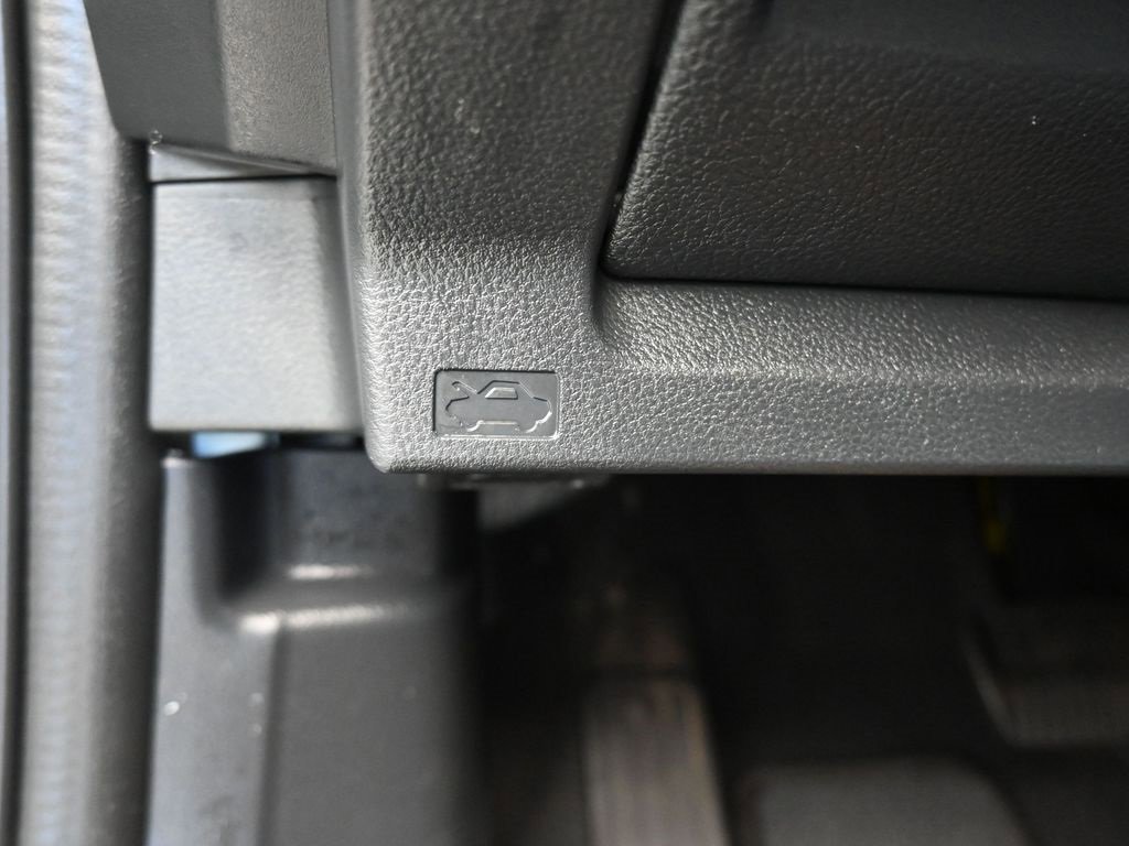 Used 2023 Subaru Crosstrek 2.0i Premium image 27