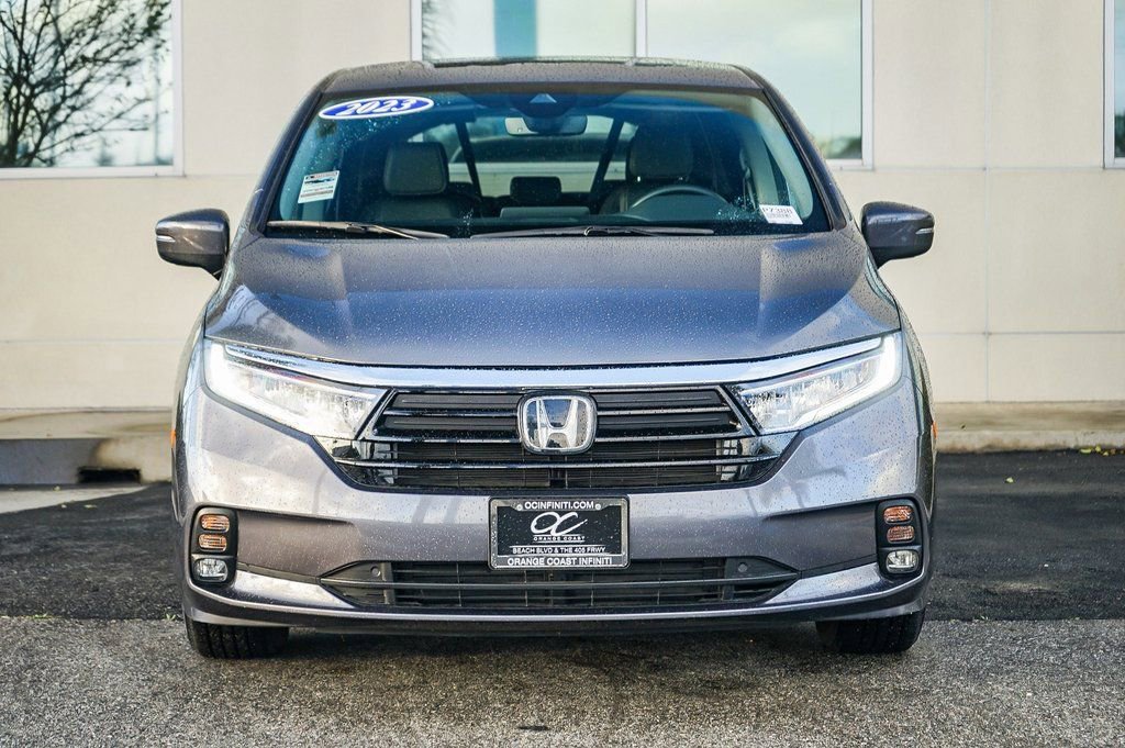 Used 2023 Honda Odyssey EX-L image 2