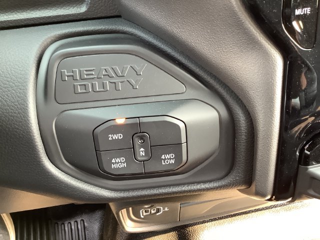 New 2026 RAM 4500 4x4 Crew Cab DRW image 13