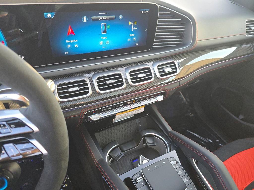 New 2026 Mercedes-Benz GLE 53 AMG 4MATIC Coupe image 32