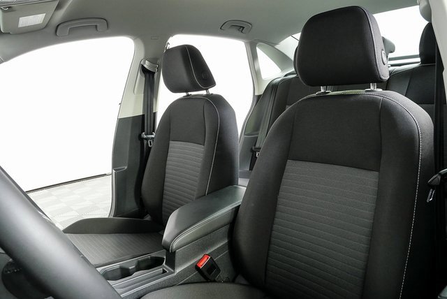 Used 2025 Volkswagen Jetta S image 7