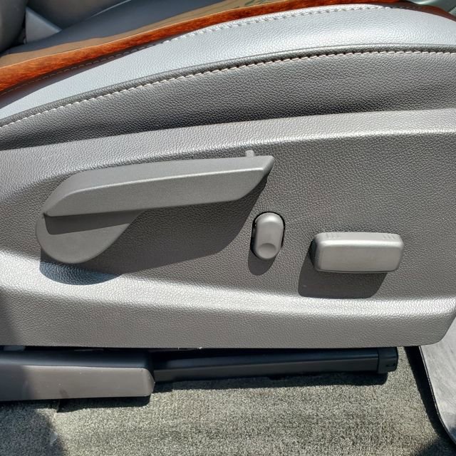 Used 2018 Chevrolet Colorado Z71 image 12