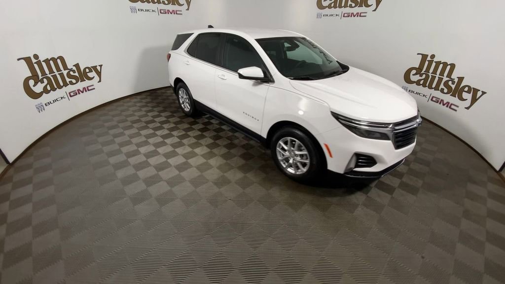 Certified 2024 Chevrolet Equinox LT w/ LPO, Floor Liner Package image 2