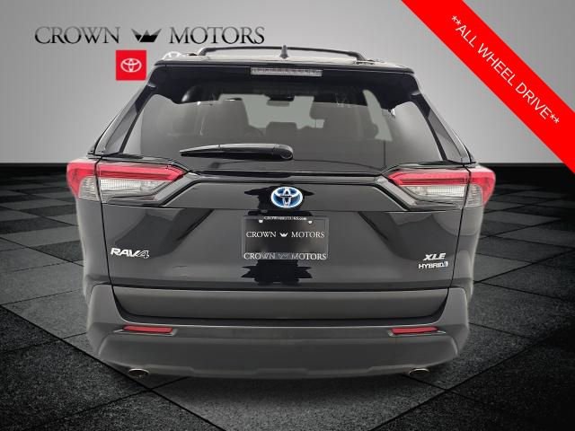 Used 2019 Toyota RAV4 XLE w/ Convenience Package image 5
