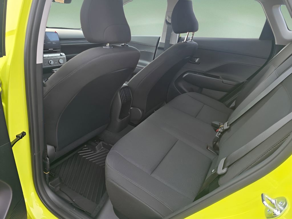 New 2026 Hyundai Kona SE image 15