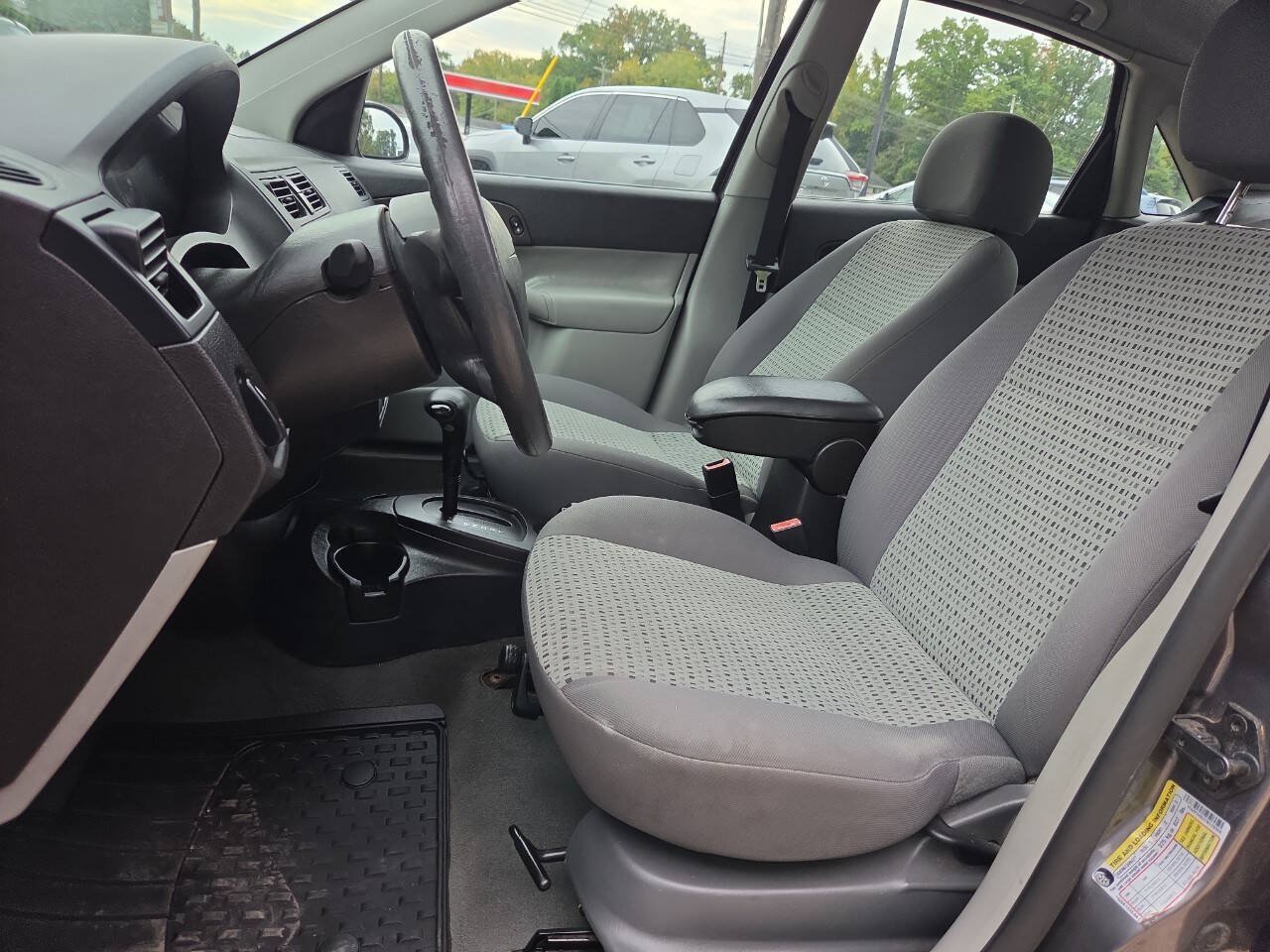 Used 2007 Ford Focus SE FWD image 17