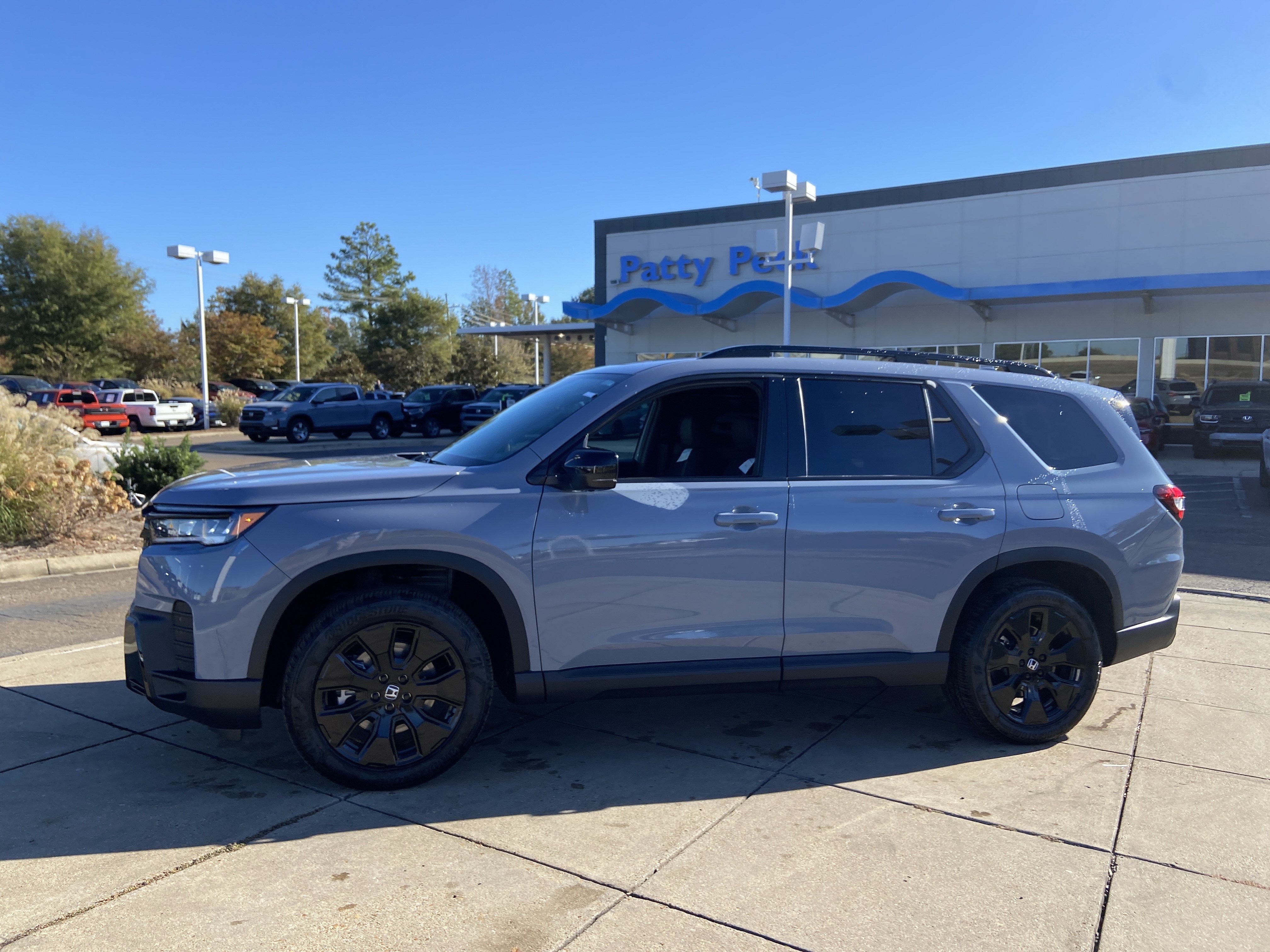 New 2026 Honda Pilot Black Edition image 6