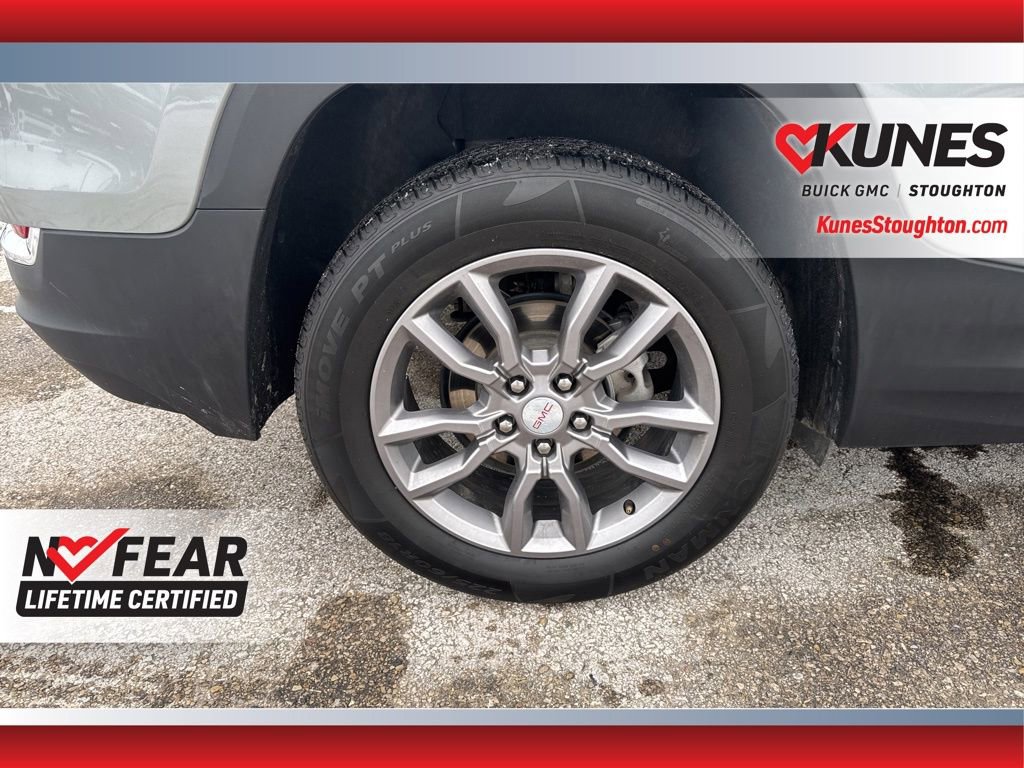 Used 2024 GMC Terrain SLT image 14