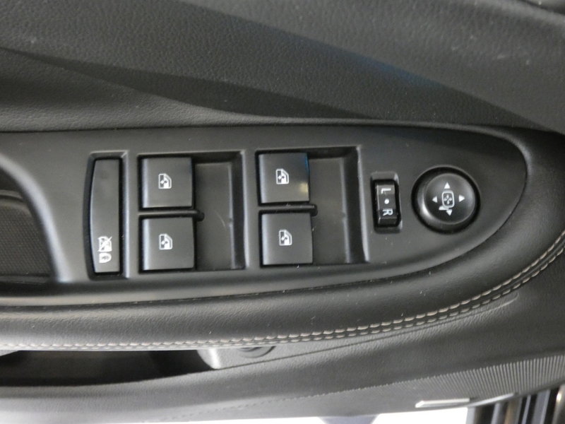 Used 2018 Buick Envision Premium AWD/4WD image 21
