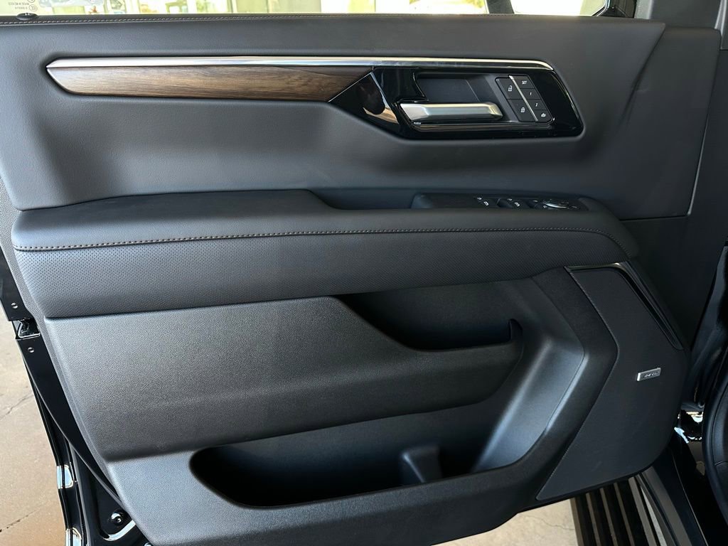 New 2026 Chevrolet Tahoe High Country image 21