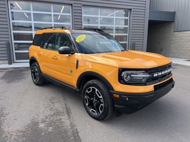 Used 2023 Ford Bronco Sport Outer Banks w/ Tech Package AWD/4WD image 3