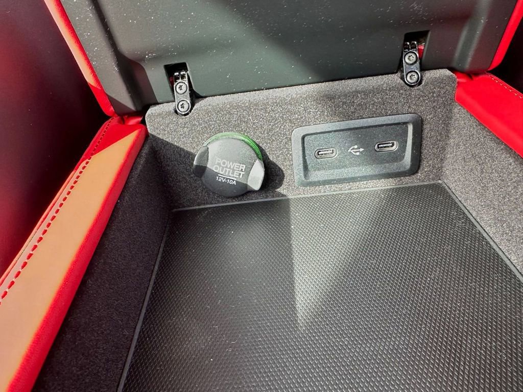 New 2026 Aston Martin V8 Vantage S image 26