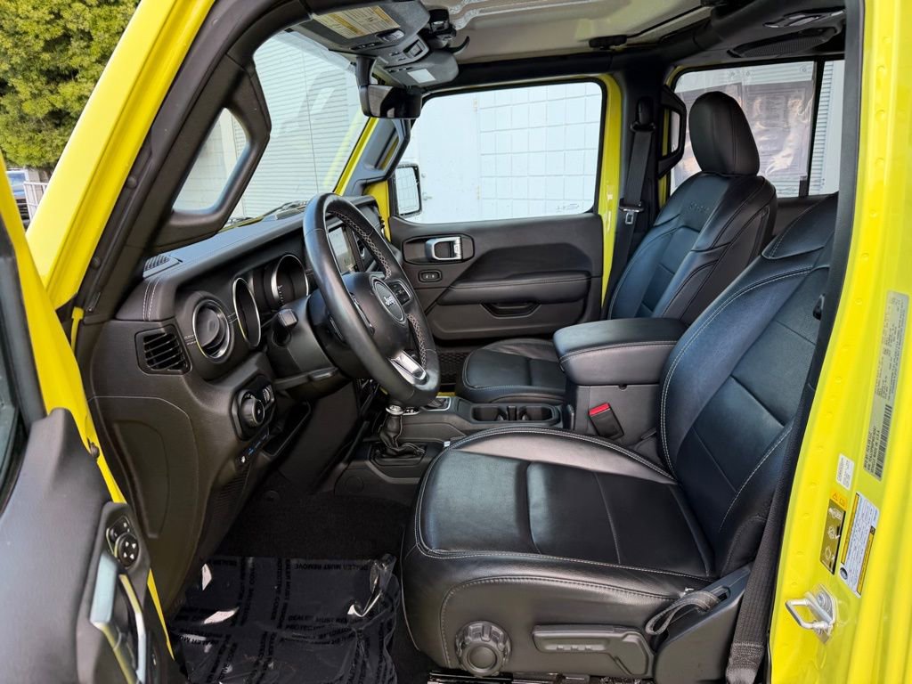 Used 2023 Jeep Wrangler Unlimited Sahara w/ Cold Weather Group image 15