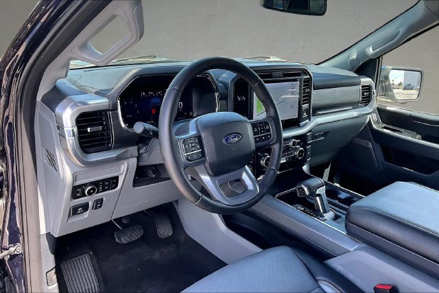 Used 2025 Ford F150 Lariat w/ Equipment Group 501A Mid AWD/4WD image 10