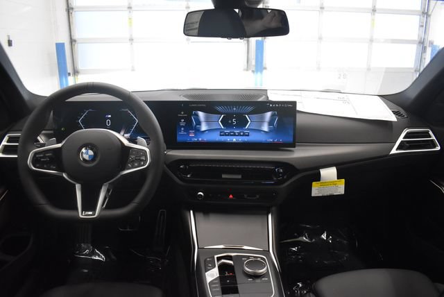 New 2026 BMW 330i xDrive Sedan w/ M Sport Package AWD/4WD image 5