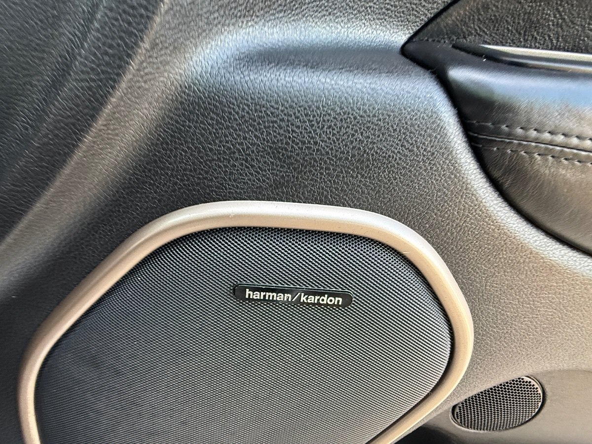 Used 2016 Jeep Grand Cherokee Summit AWD/4WD image 18