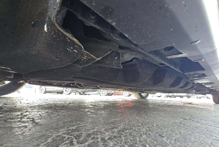 Used 2017 Lincoln Continental Premiere image 21