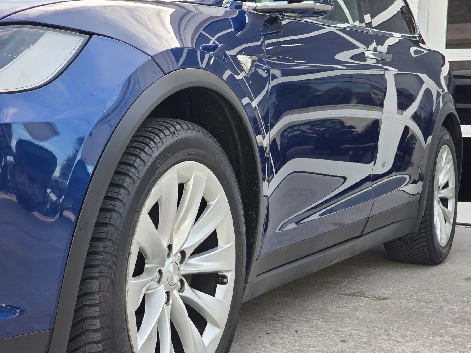 Used 2020 Tesla Model X Long Range AWD/4WD image 40