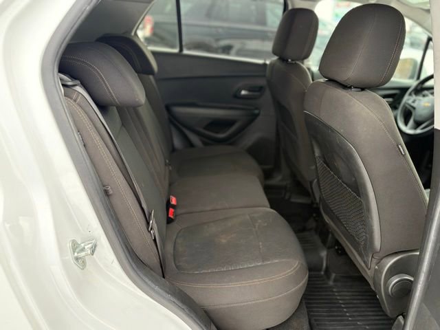 Certified 2021 Chevrolet Trax LS w/ Tint and Cruise Package image 28