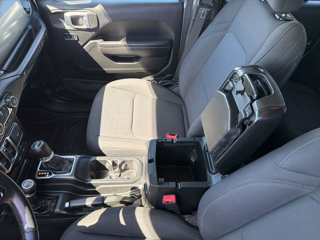 Used 2018 Jeep Wrangler Unlimited Sport S image 38