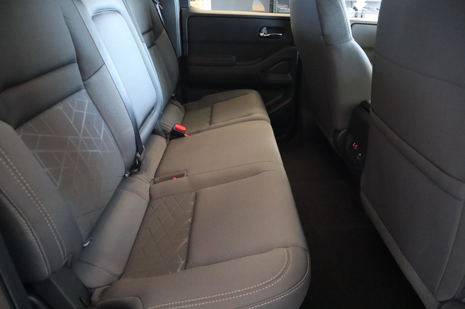 New 2026 Nissan Frontier SV image 42