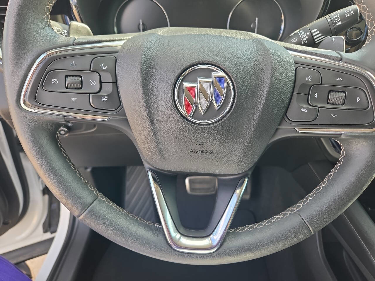 Used 2023 Buick Envision Preferred image 54